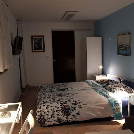 L&M Room Πούλα Εξωτερικό φωτογραφία