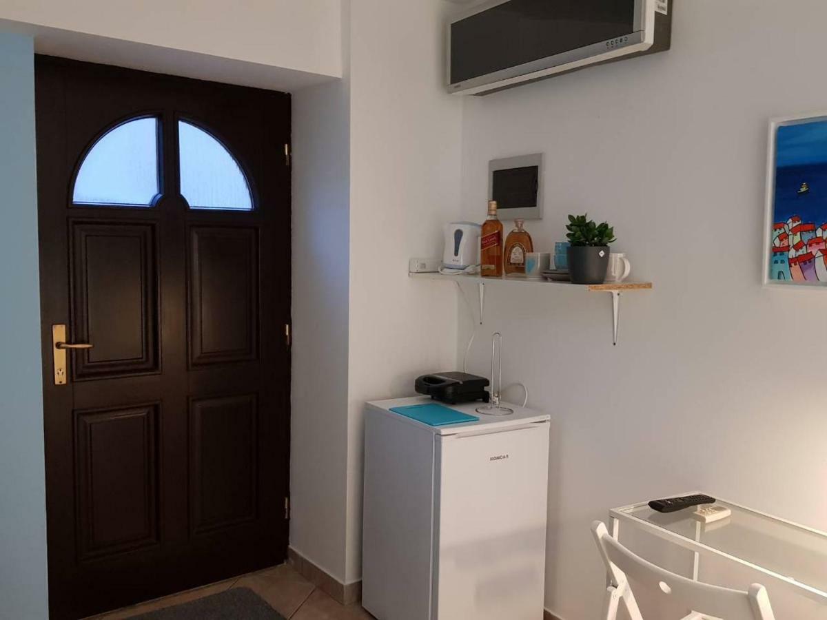 L&M Room Πούλα Εξωτερικό φωτογραφία